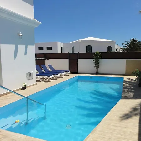 Vila Kariba Puerto del Carmen (Lanzarote)